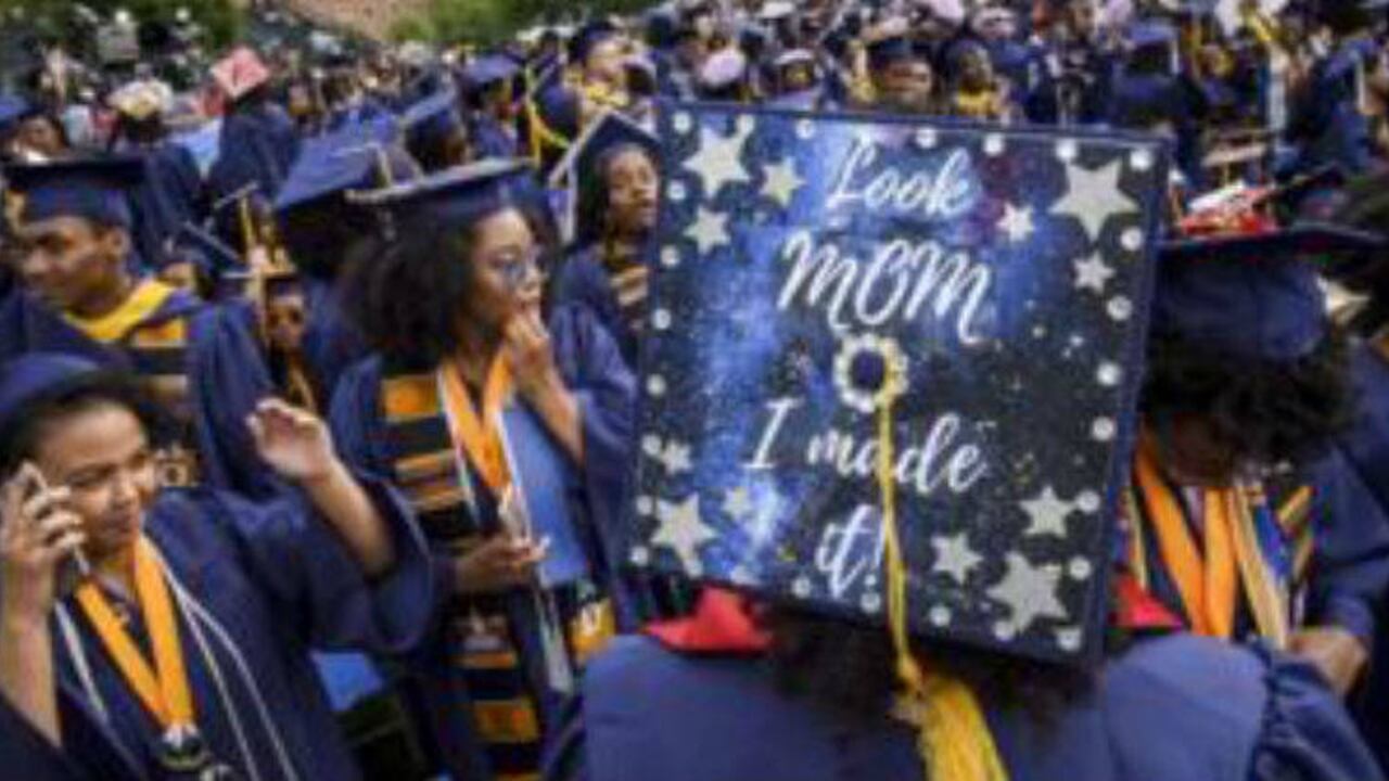 Después de las celebraciones de grados, ¿cuáles son las universidades que le dan mejores oportunidades a quienes buscan empleo? (GETTY IMAGES)