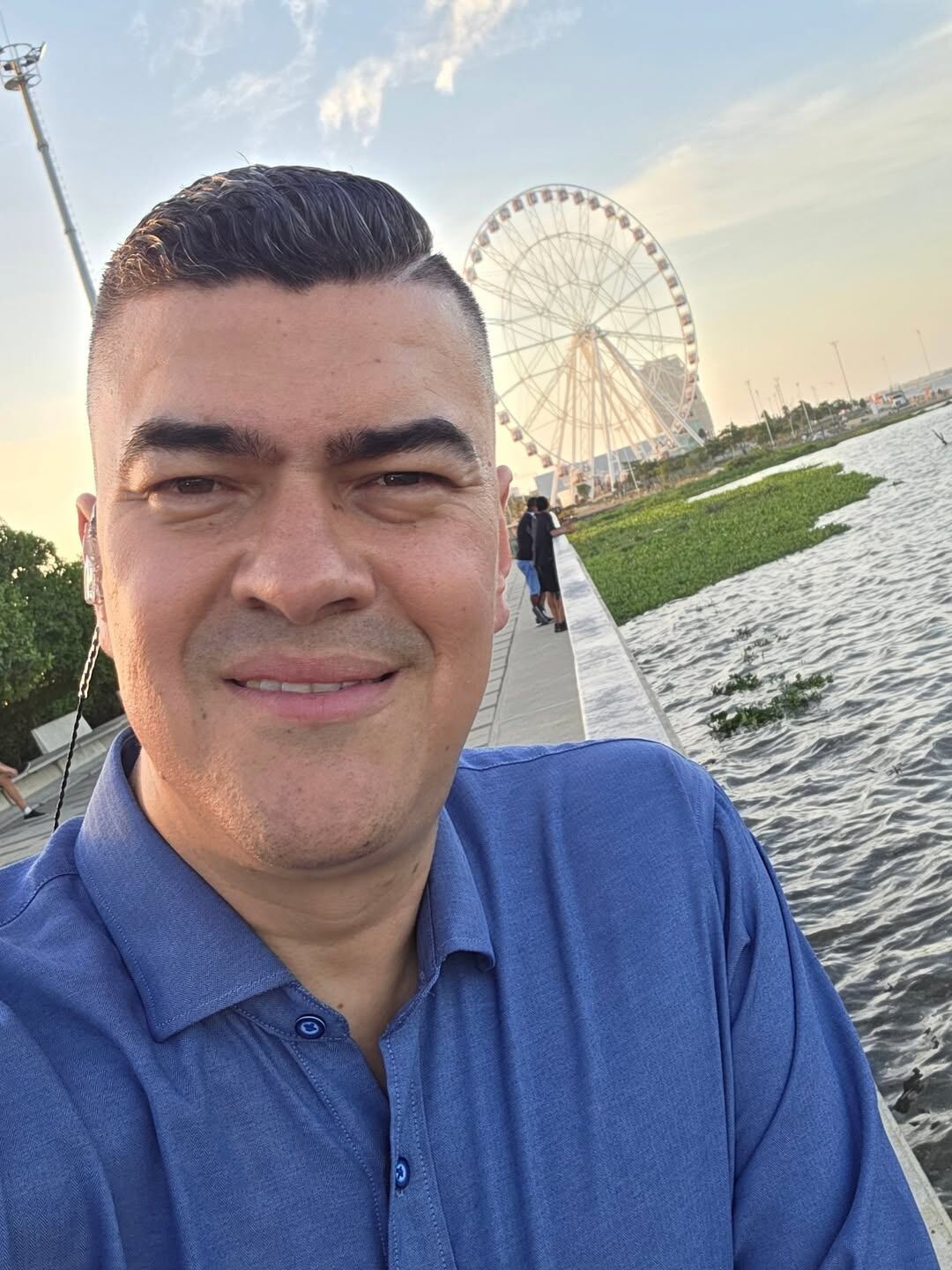 Eduardo Luis, narrador y periodista colombiano.