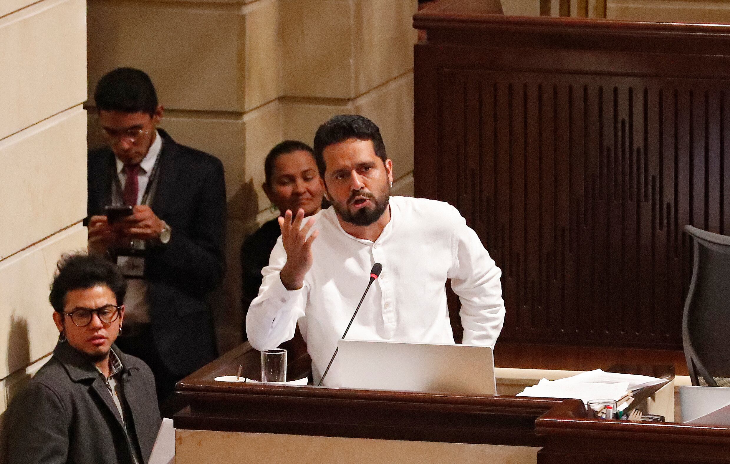 Segundo debate Reforma a la salud  en la plenaria de la Cámara de Representantes  
Ministro del Interior Luis Fernando Velasco
Ministro de Salud  Guillermo Alfonso Jaramillo
Presidente de la Cámara Andrés Calle
Director de la Adres Félix León Martínez
Alfredo Mondragón  Representante a la Cámara
Bogota noviembre 28  del 2023
Foto Guillermo Torres Reina / Semana