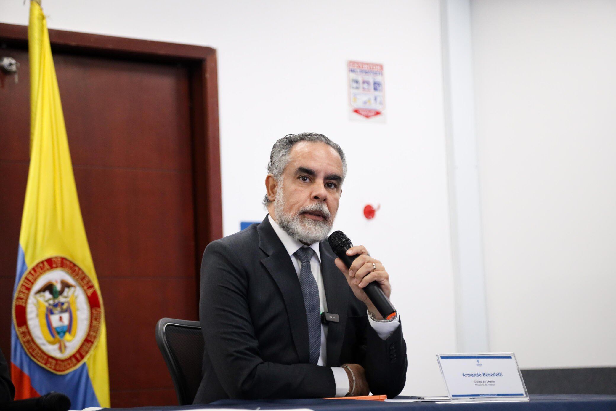 El ministro Benedetti había alegado afectación a su buen nombre.