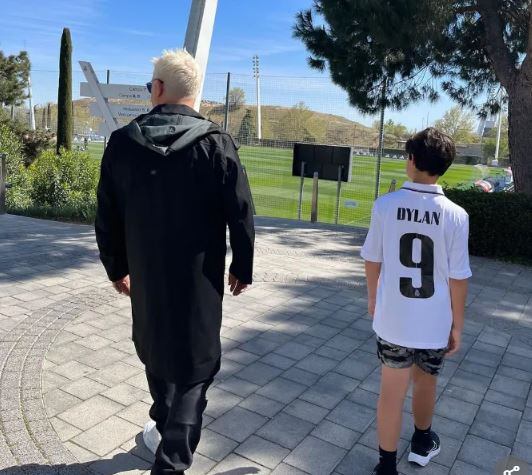 Alejandro Sanz y su hijo Dylan