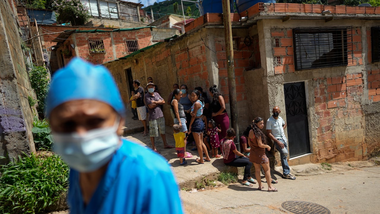 (AP Photo/Ariana Cubillos)