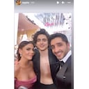Carolina Gaitán junto a Timothée Chalamet en la alfombra roja de los Premios Óscar 2022