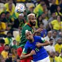 Fabinho se lamentó por la derrota ante Camerún. Foto: AFP.