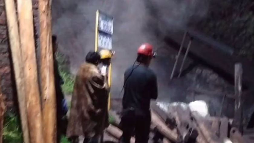 La emergencia dejó 11 personas atrapadas, de las cuales 4 fueron rescatadas.