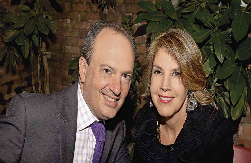 Luis Guillermo Vélez y Carmiña Villegas. 