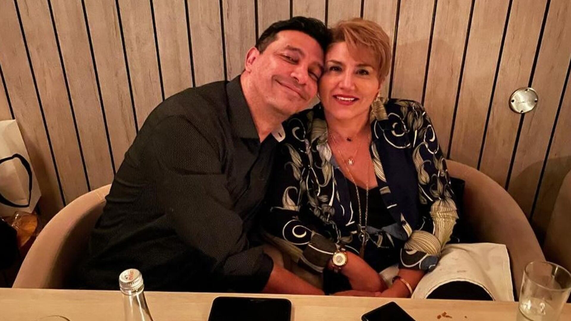 Camilo Cifuentes y Lupe Mondragón.