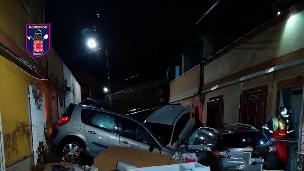 A 300 metros quedó el cuerpo del hombre que fue arrastrado desde su casa.
