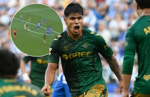 Cucho Hernández marcó su segundo gol en lo corrido de la temporada con Real Betis