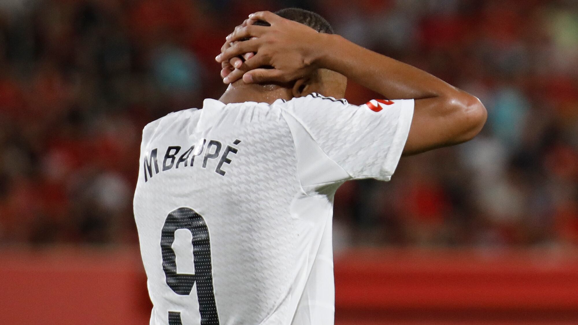 Mbappé no olvida su litigio con el PSG.