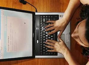 La RAE incorpora "tuitear", "tuit", "tuiteo" y "tuitero" a su diccionario