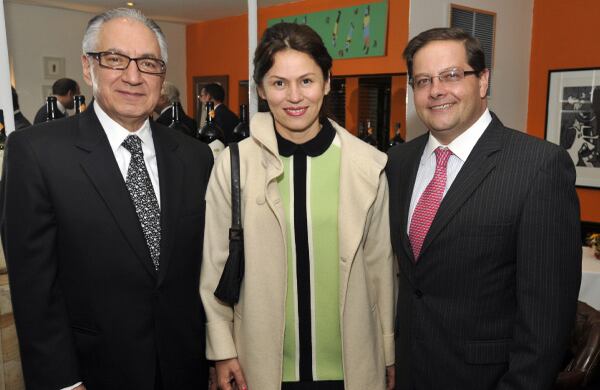 Florencio Salazar, Adriana Hurtado y Andrés Rueda.