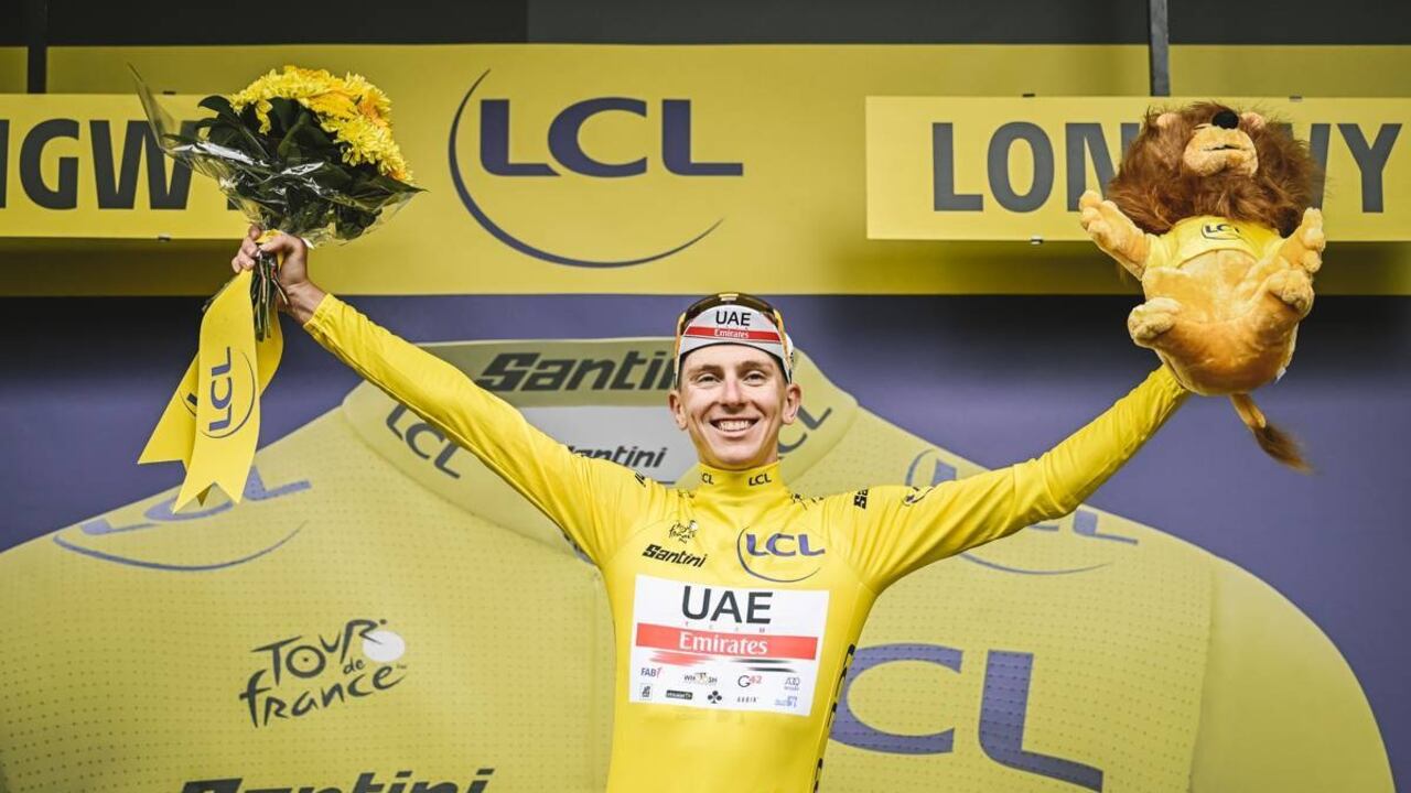 07/07/2022 - Tour de France 2022 - Etape 6 - Binche / Longwy (219,9km) - POGACAR Tadej (UAE TEAM EMIRATES) - Avec le maillot Jaune © A.S.O./Pauline Ballet