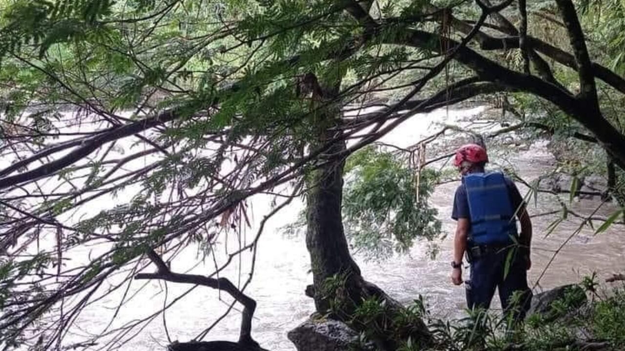 La joven al parecer se habría lanzado al río Suárez.