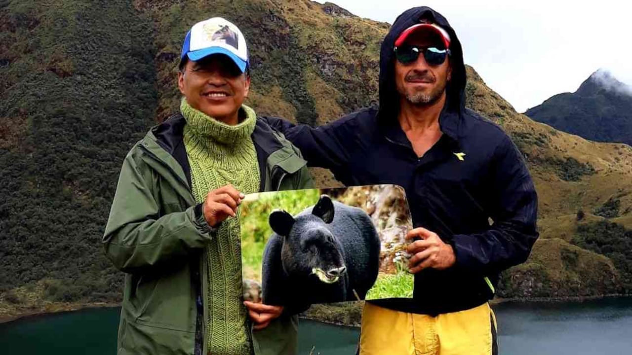 Paulo Quintero le lleva su mensaje de conservación de la danta a los habitantes de zonas en las que ha sido avistado este mamífero. Foto: Paulo Quintero.