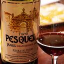 ENTRE LOS MÁS AÑEJOS. Cuando una botella de vino se sella con las palabras Gran reserva, alístese. Se trata de un producto de cosechas de gran calidad que, para lograrla, requiere varios años de barrica (el tonel en el cual lo envasan para añejarlo). Ejemplo de ello es Viña Pedrosa, de la casa de Ribera del Duero (España). Según la versión más añejada bajo categoría Gran Reserva, sólo aplica a añadas excepcionales.