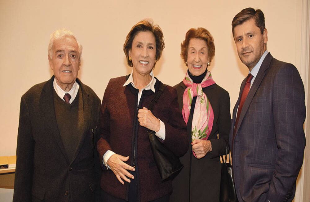 Luis Guillermo Soto, María Cristina Prado, Julia Casas y Carlos Escobar.