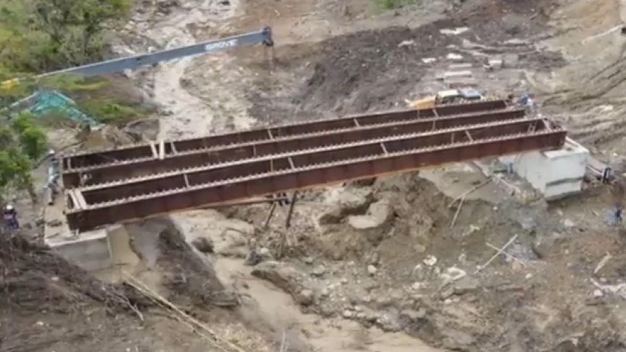 Los temores se hicieron realidad y en las últimas horas las autoridades anunciaron que la entrega de la obra se tienen que correr por lo menos ocho días.