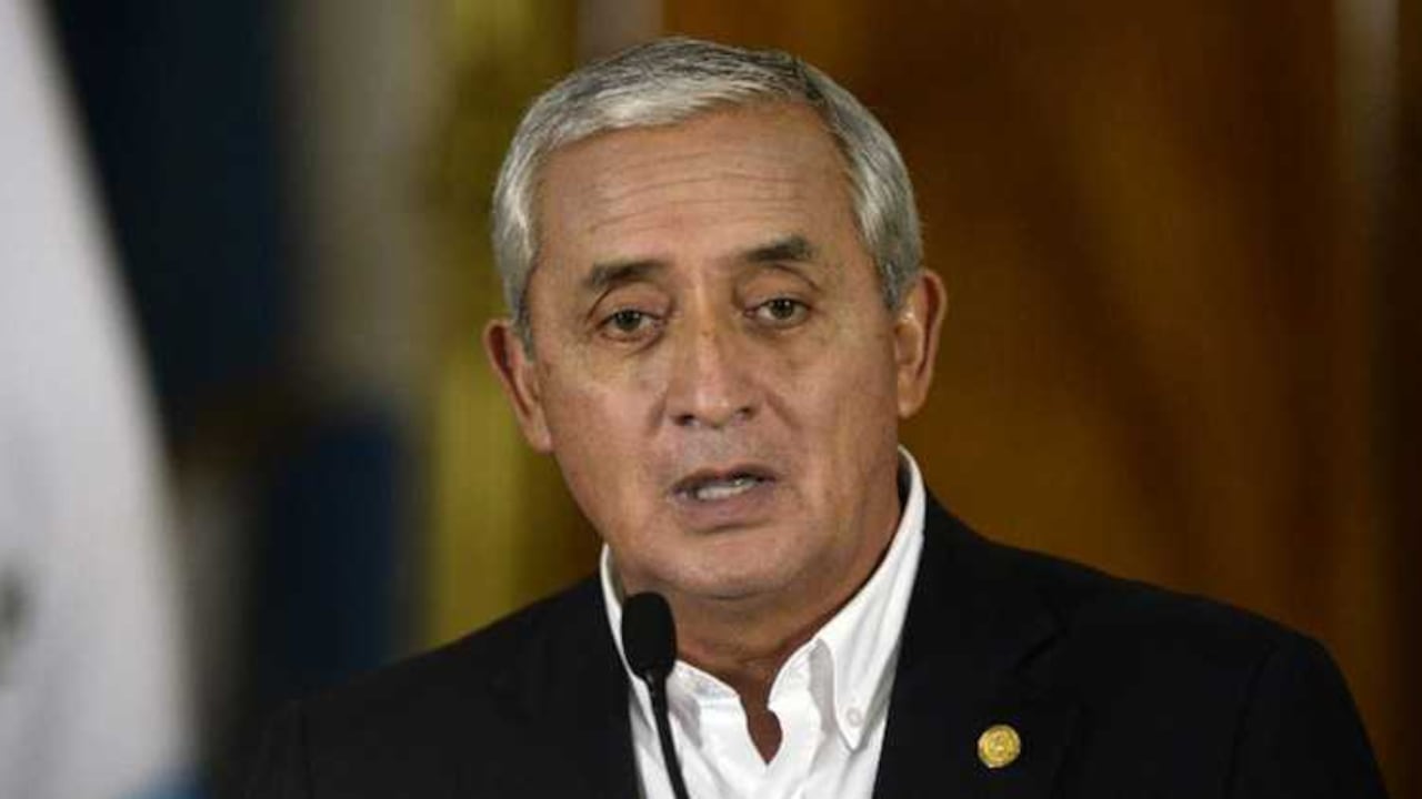 A Otto Pérez se le impuso una pena de ocho años de cárcel, para sumar 16 años en total.