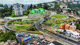 Puentes en la intersección de la calle 127, avenida Boyacá y avenida El Rincón.