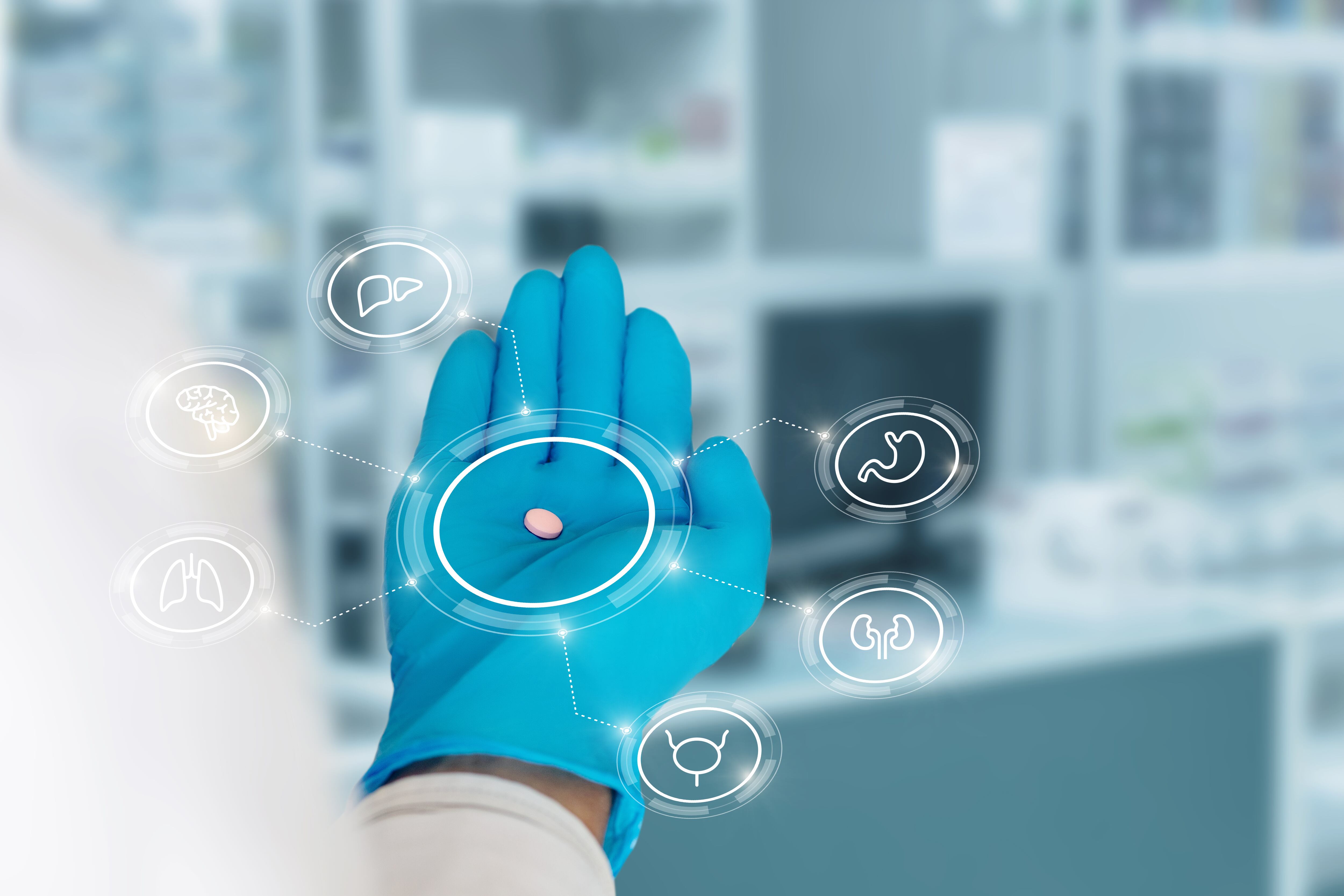 De acuerdo con Afidro, en promedio se requieren alrededor de 800 millones de dólares para el desarrollo de un nuevo medicamento.