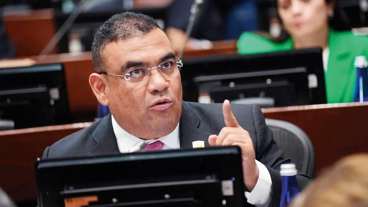 El congresista Antonio Correa indicó que ya presentó una denuncia ante la Fiscalía General de la Nación.