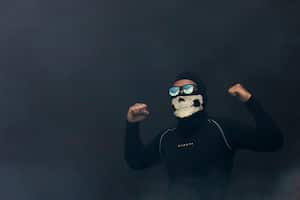 Los Ultras son grupos de aficionados organizados que apoyan a equipos deportivos.