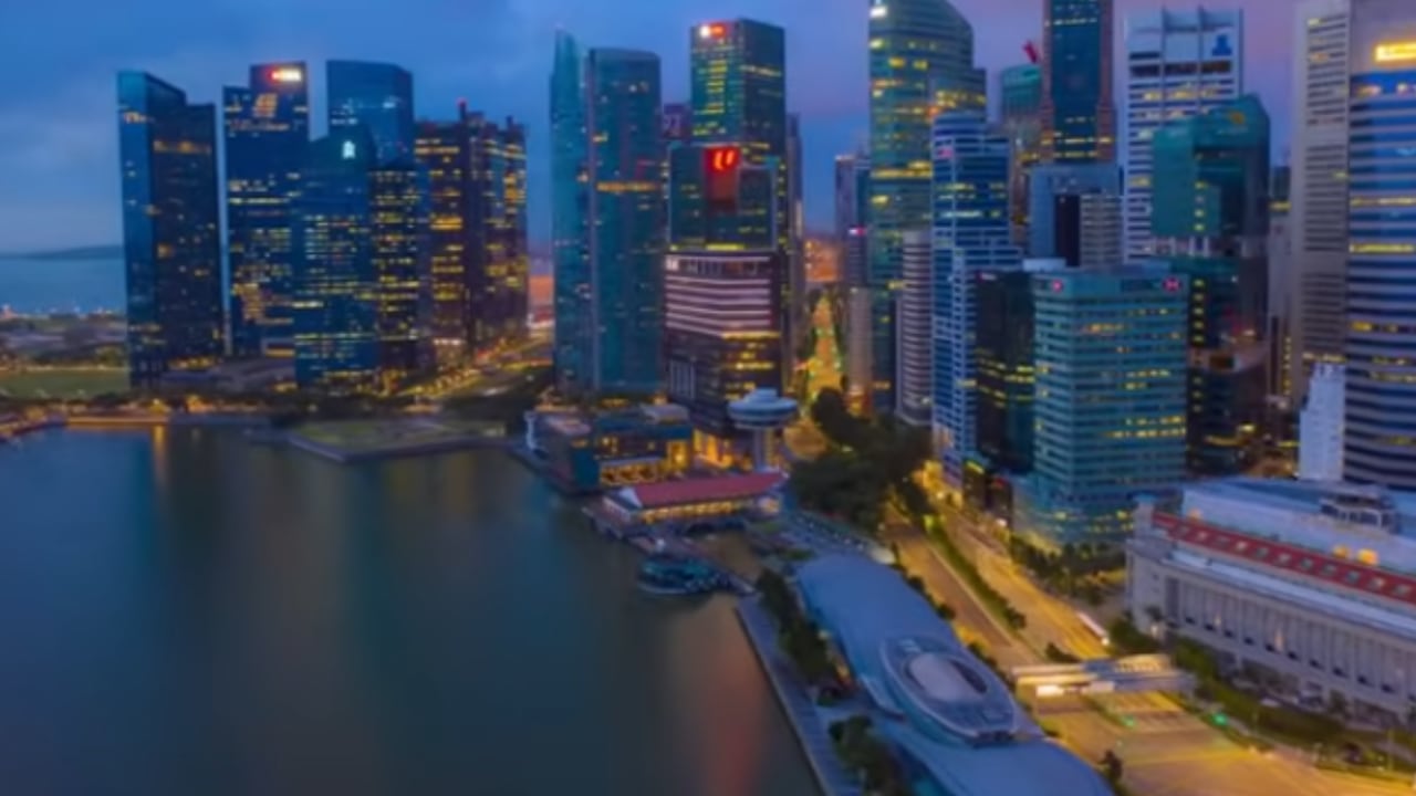 Las noches de Singapur ofrecen muchas actividades para admirar las luces de la ciudad
