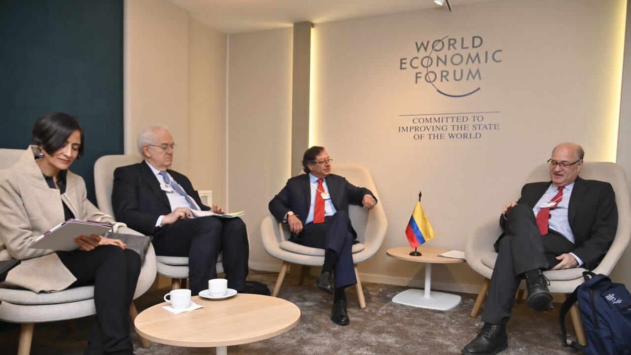 El presidente tuvo un grato encuentro con el presidente del BID en compañía del ministro José Antonio Ocampo y la ministra Susana Muhamad