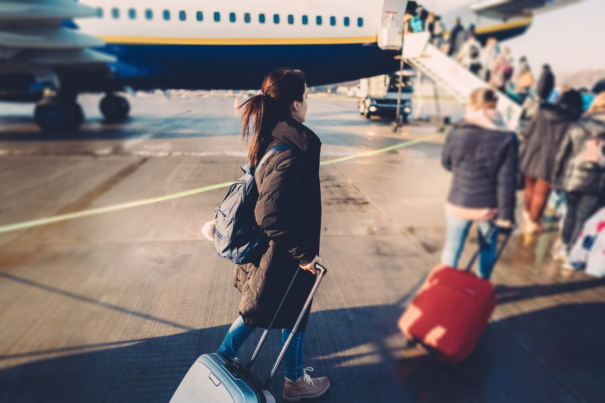 Desde la validación de antecedentes penales hasta la demostración de solvencia financiera, cada detalle cuenta al presentar una solicitud de visa de trabajo en España.