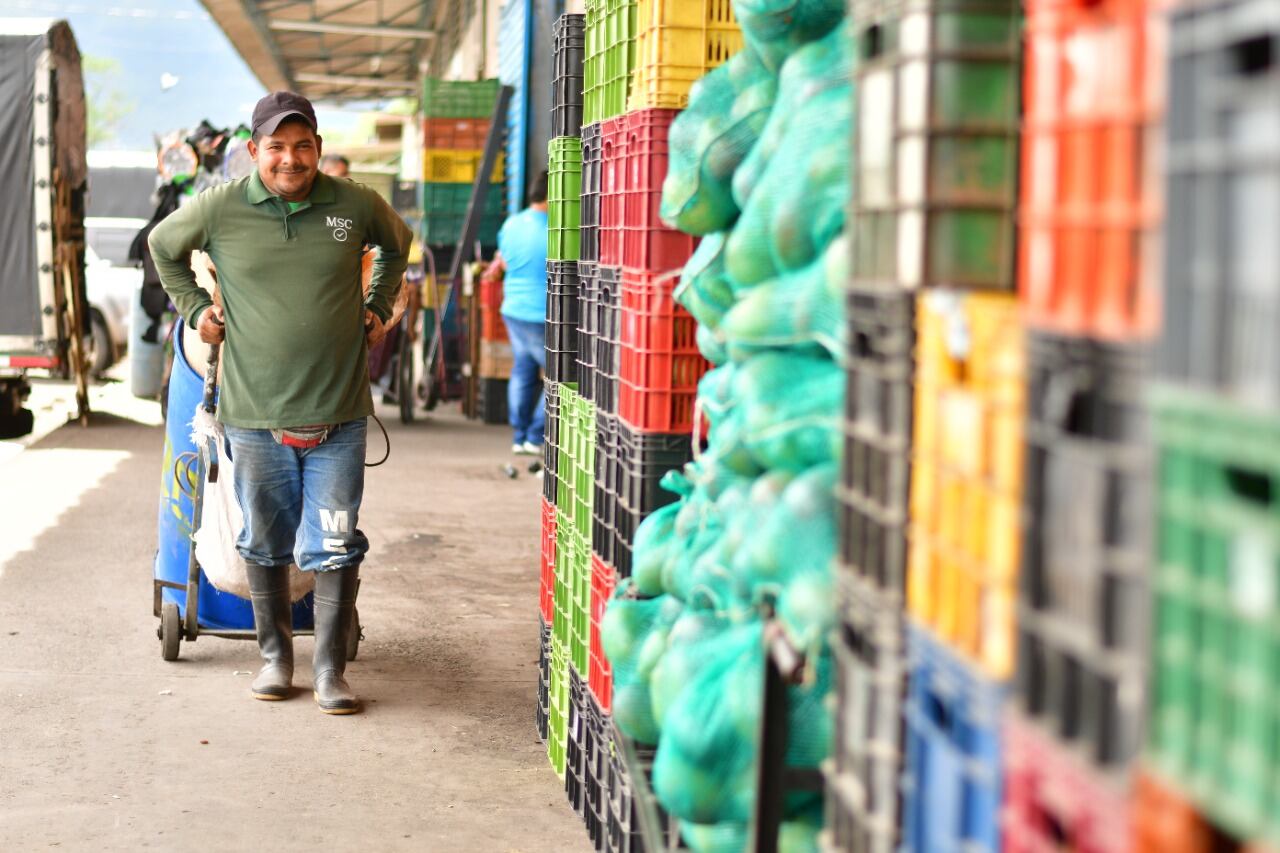 Buscan crear mejores espacios para los comerciantes.