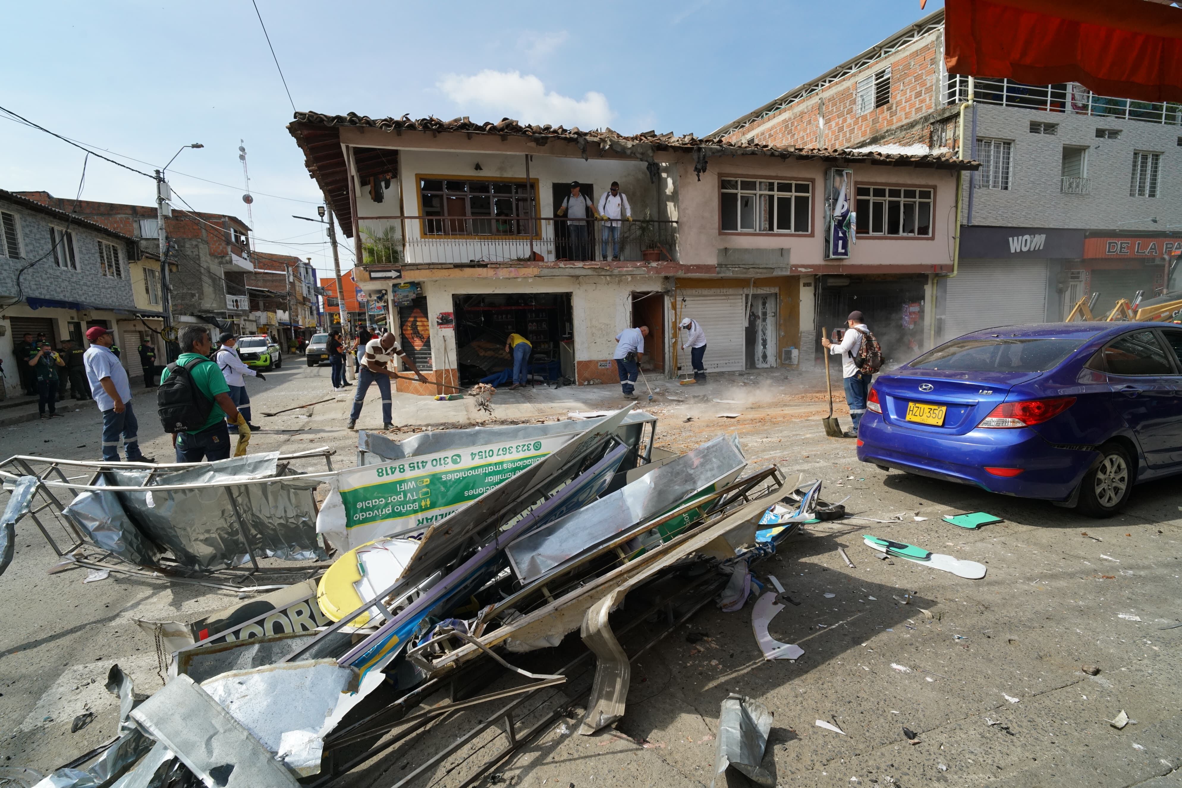 Atentado con una moto cargada de explosivos en jamundí Valle