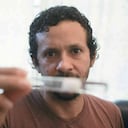 El estudio de Dumas Gálvez permitirá entender cómo las diferentes condiciones climáticas y la actividad humana afectan la evolución del sistema inmune de las hormigas. Foto: Mauricio Valenzuela/AFP