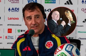 Néstor Lorenzo y Gianni Infantino