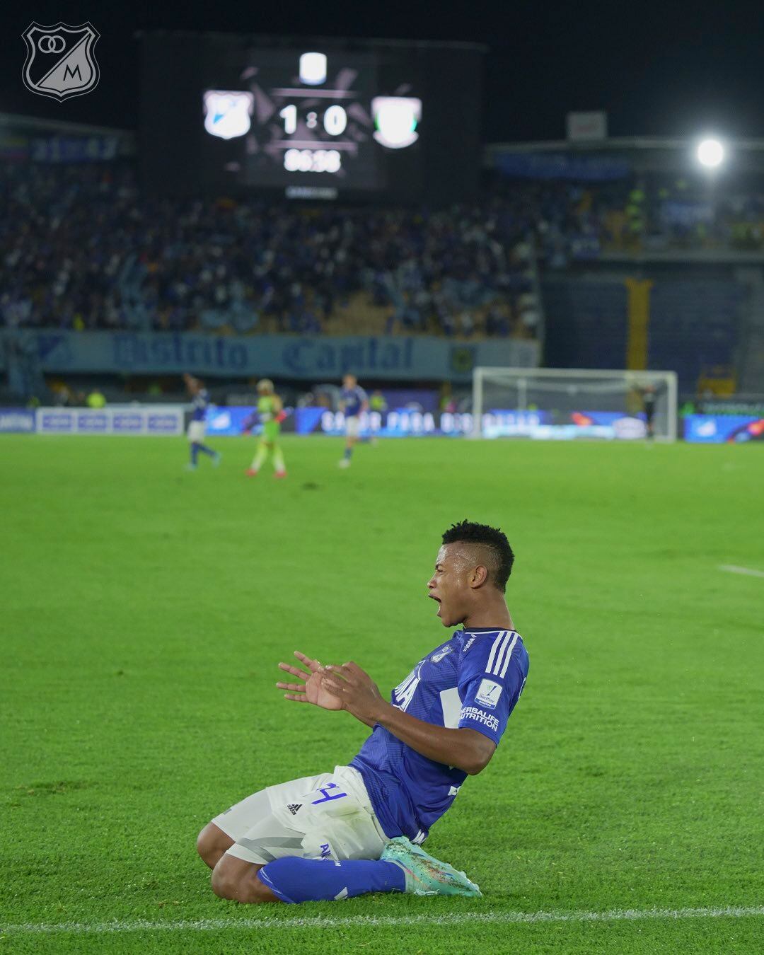 Cortés marcó doblete en la victoria sobre Jaguares