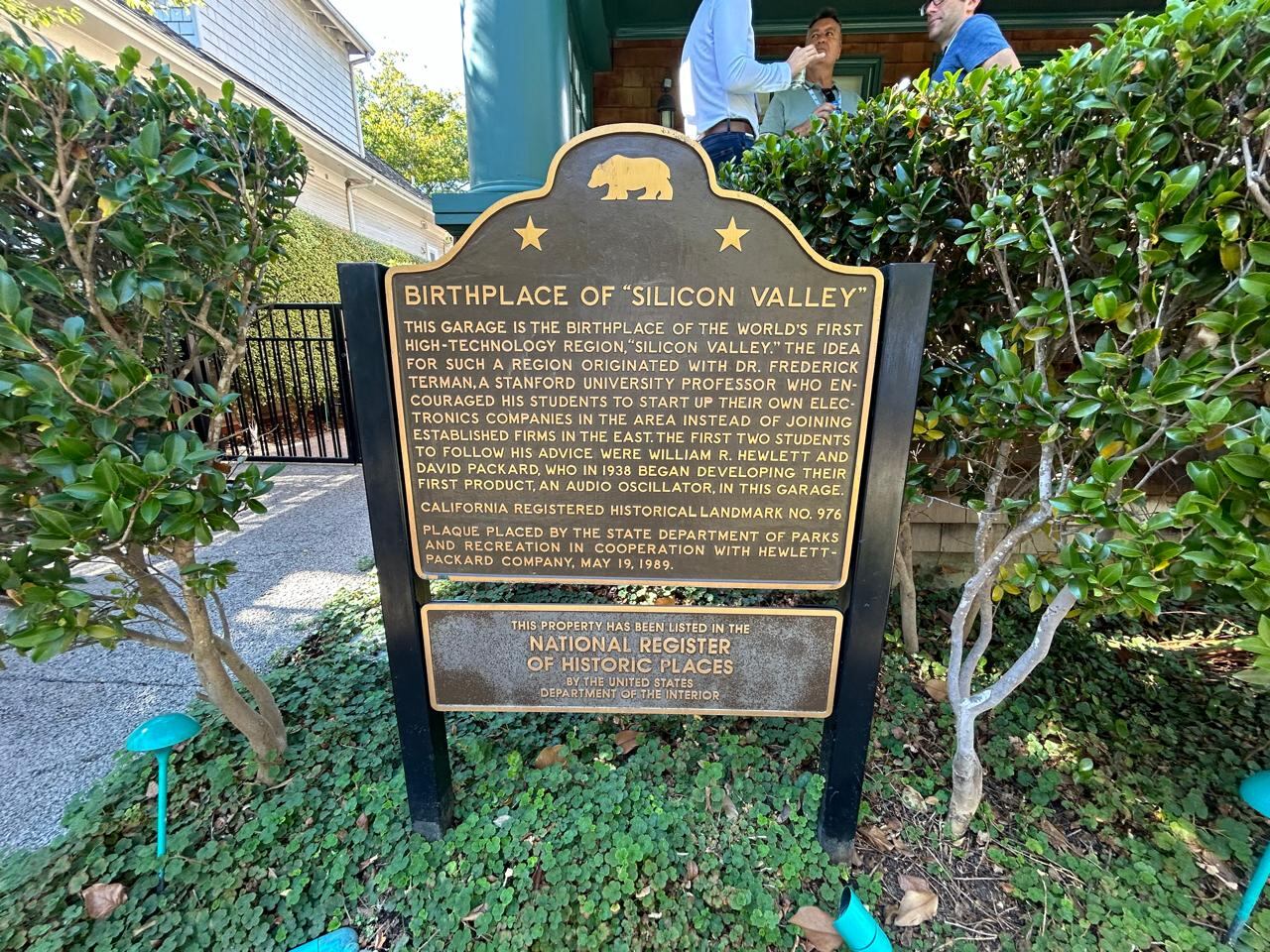 Este es el Garage HP, el lugar que vio nacer a la famosa zona tecnológica Silicon Valley.