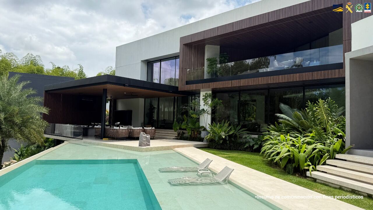 Los multimillonarios socios del Clan de Golfo, conocidos como Black Jack que fueron capturados en España.