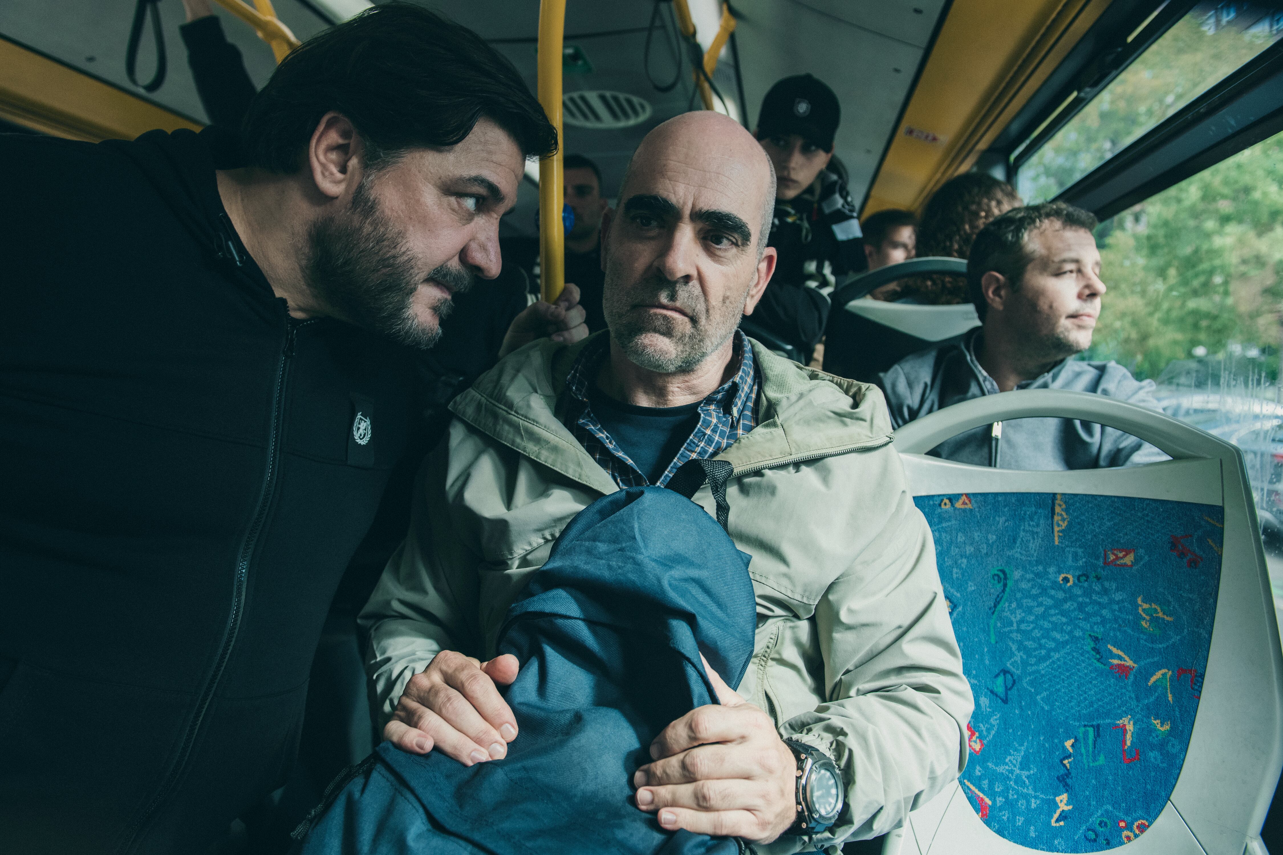 Alejandro Casaseca es Max El Gordo, Luis Tosar es Salvador. Foto: Jaime Olmedo/Netflix