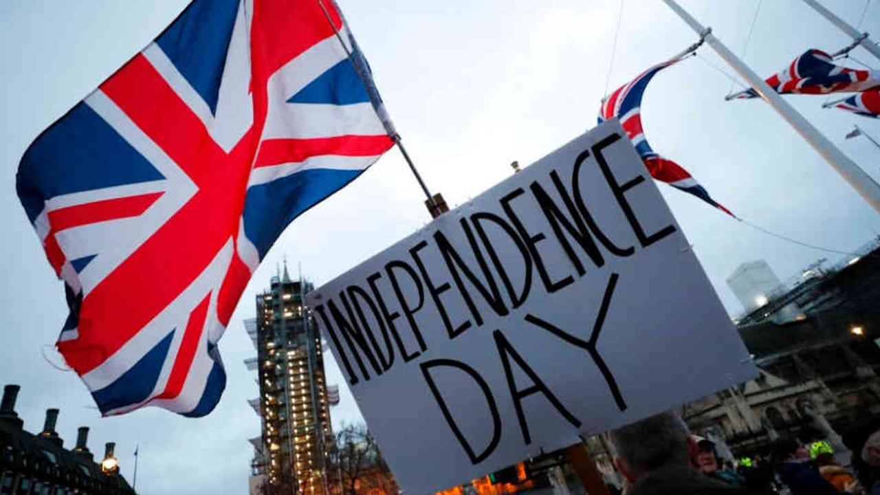 A las 11:00 de la noche, hora local, los británicos dejarán de ser parte de la comunidad europea. Foto: AP