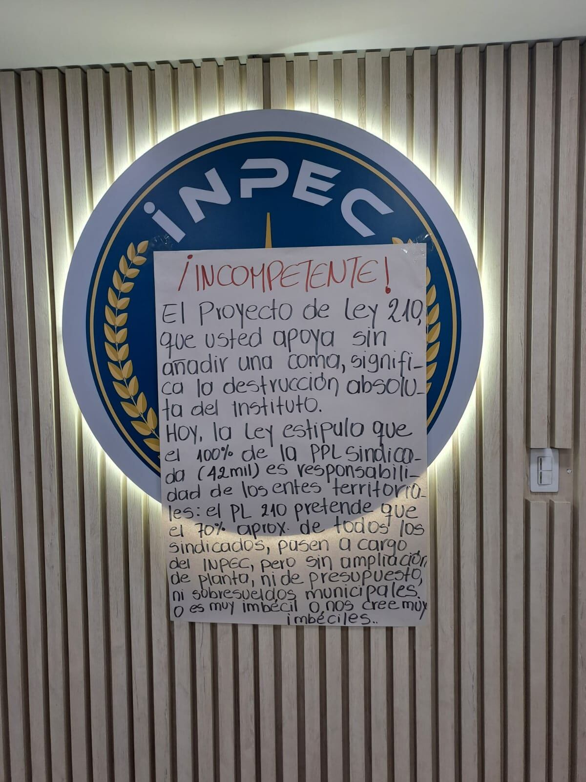 Manifestación contra director del Inpec.