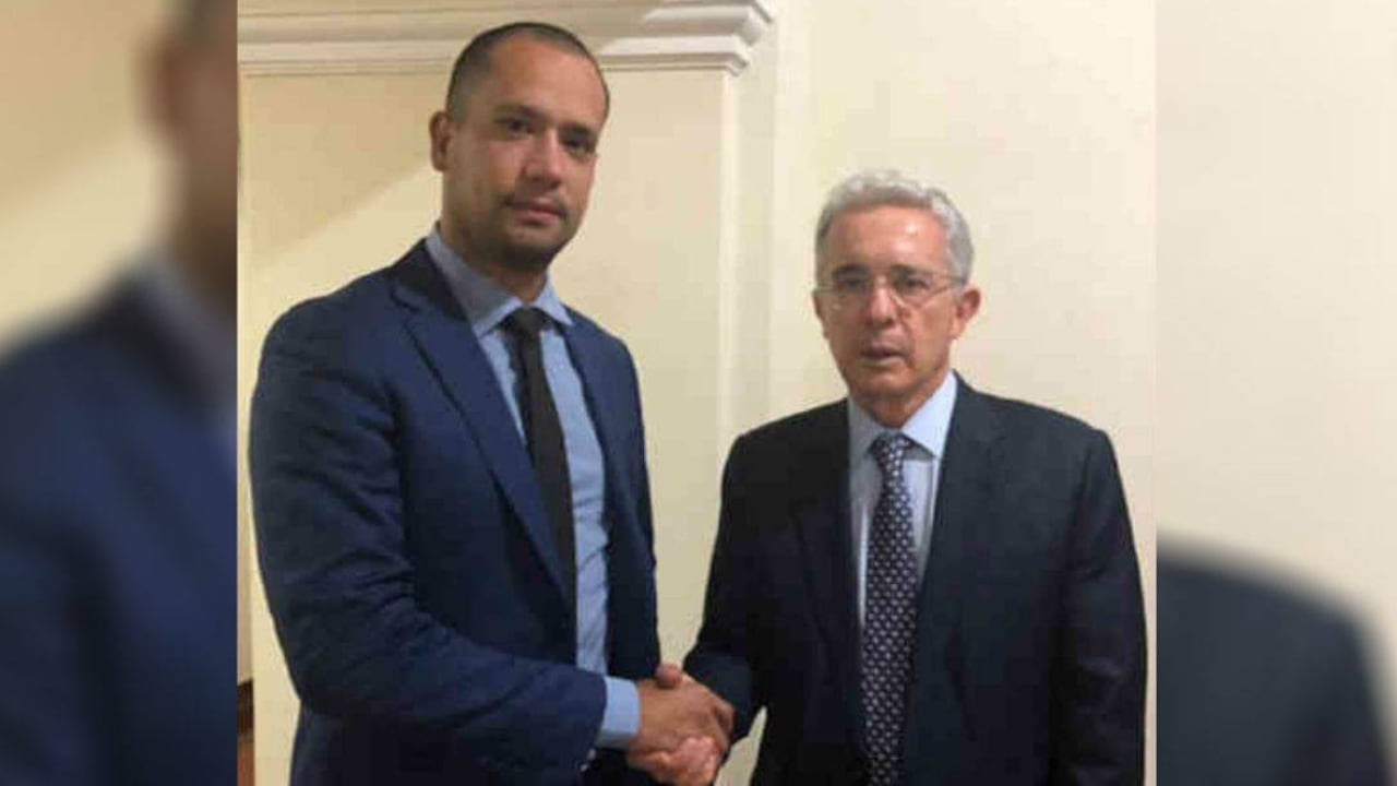 Diego Cardona y el expresidente Uribe.