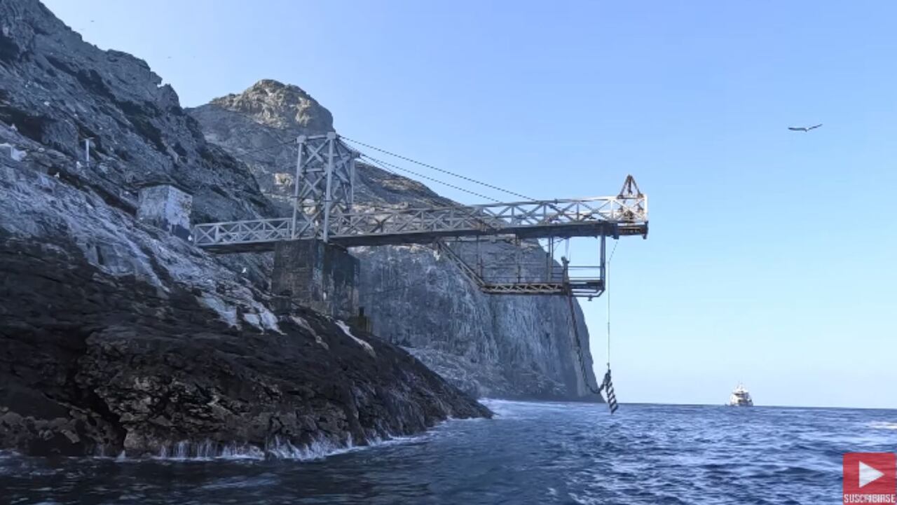 Descubra la isla Malpelo, la roca viviente del Pacífico colombiano, top 10 mundial para el buceo con tiburones