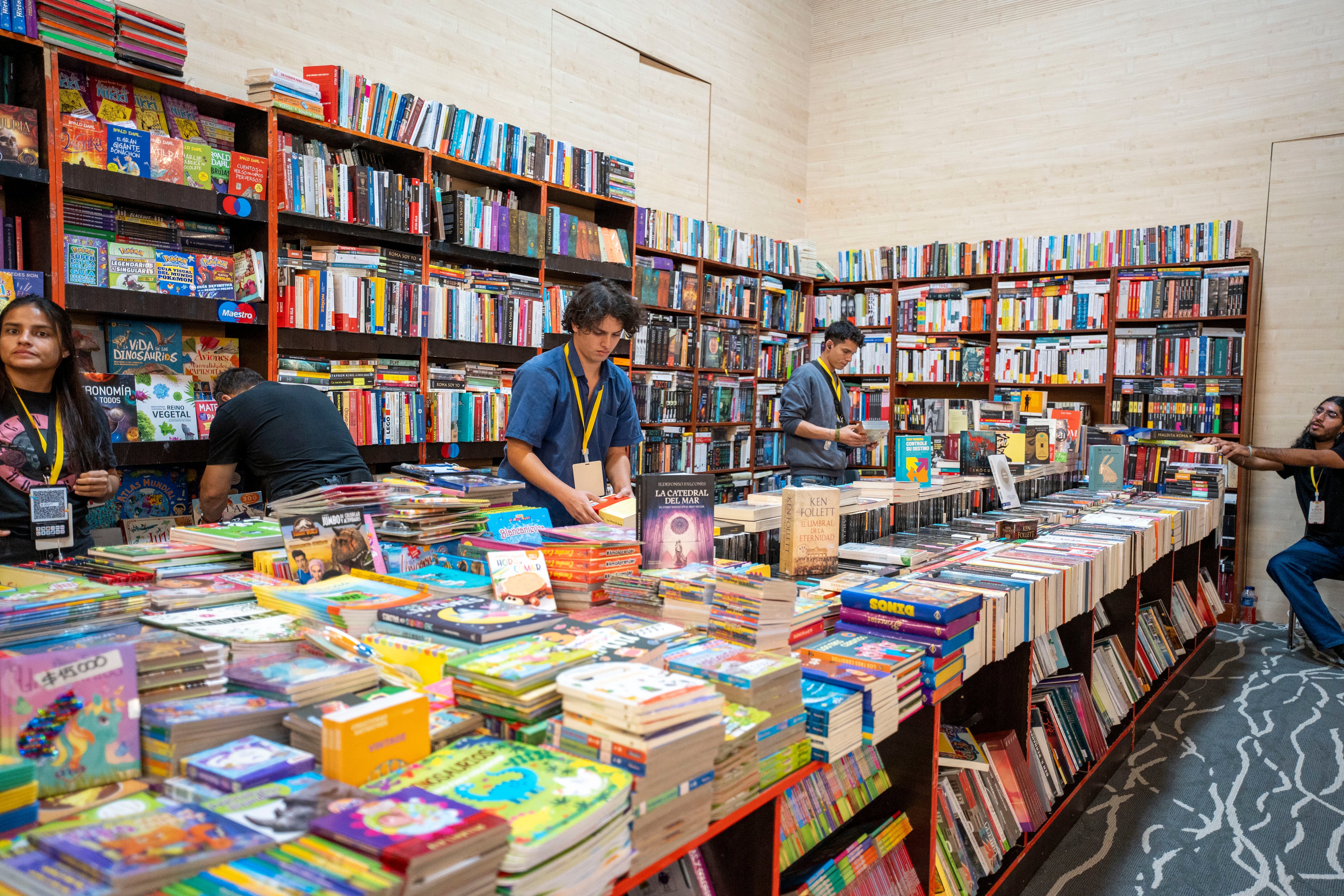 Entre los invitados para la edición 2024 se destacan los escritores Laura Restrepo, Mario Mendoza, Teresita Gómez, Manolo Bellón, Maryluz Vallejo, Florence Thomas, Patricia Nieto y Alejandro Gaviria.