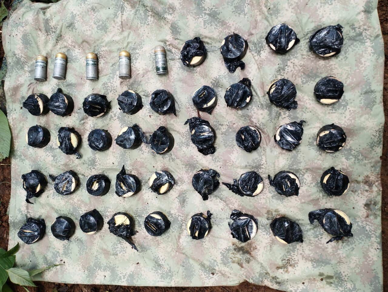 El Ejército Nacional encontró 40 minas antipersonales y cinco granadas.