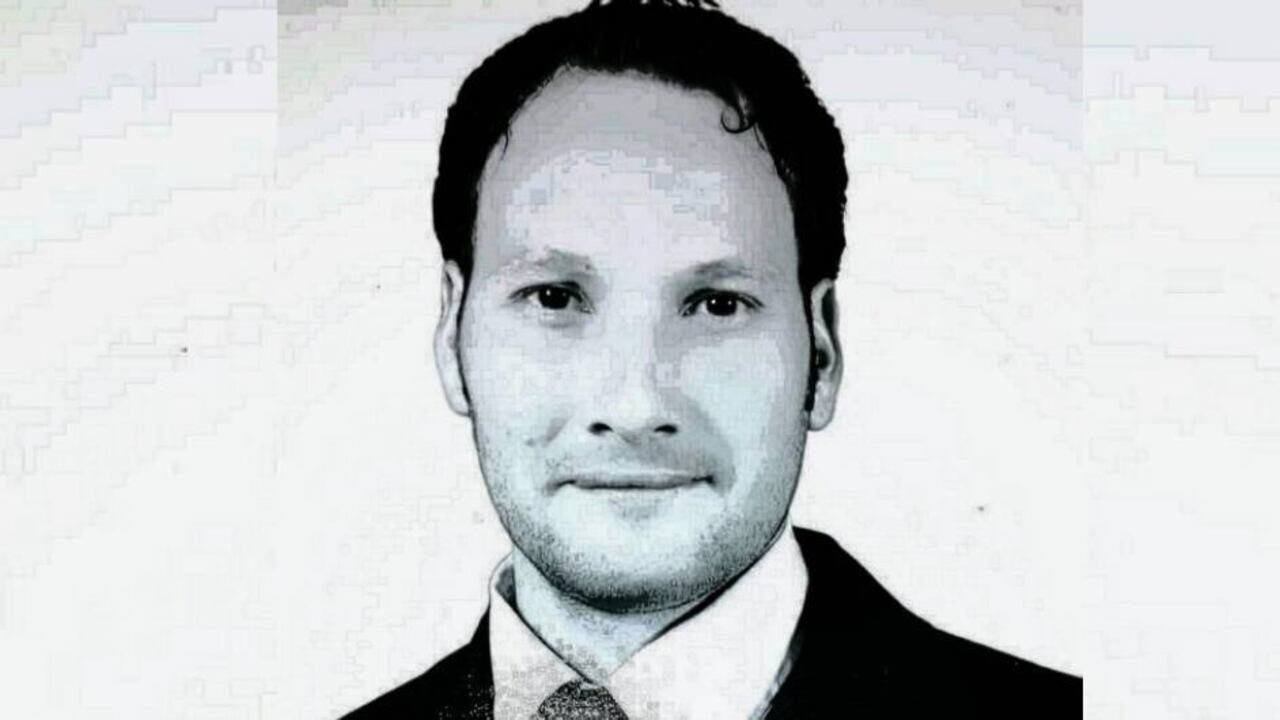 Javier Ordoñez tenía 43 años y había nacido en Girardot.