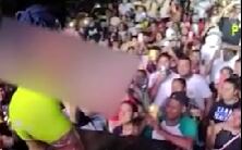 En baile de famoso Picó, mujer se desnudó y desató una ola de críticas