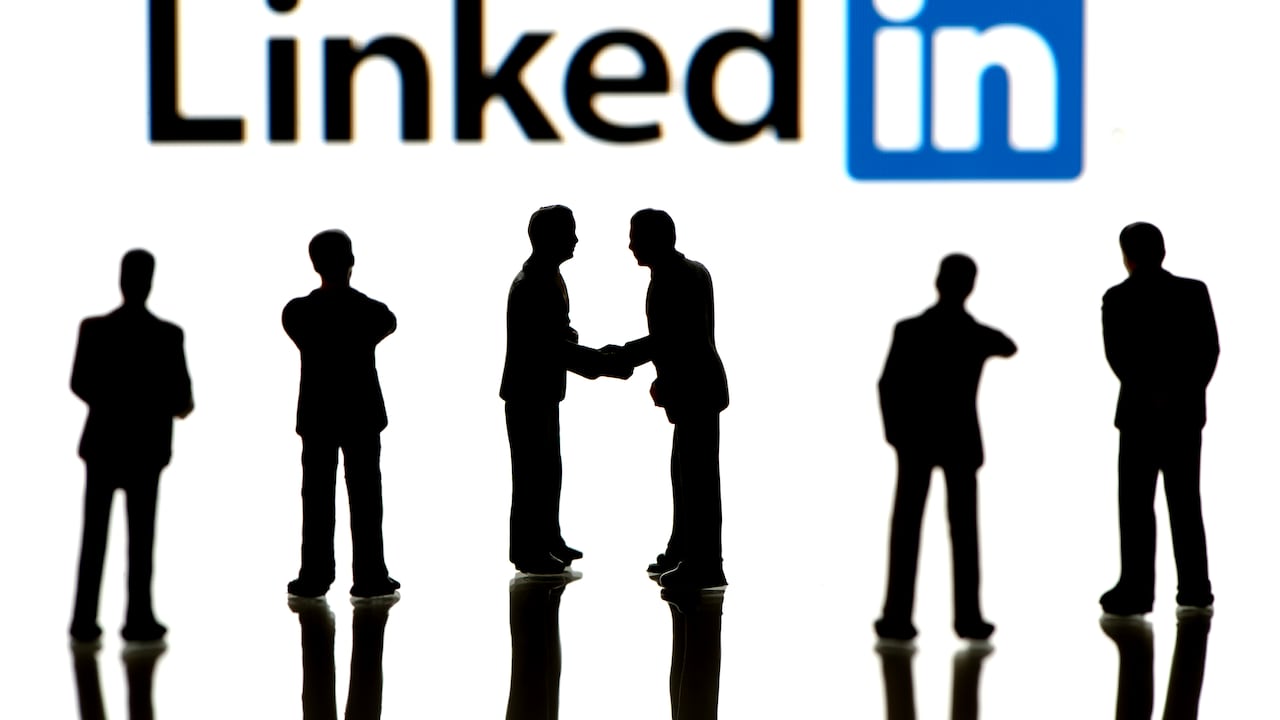 LinkedIn es una red social para profesionales.