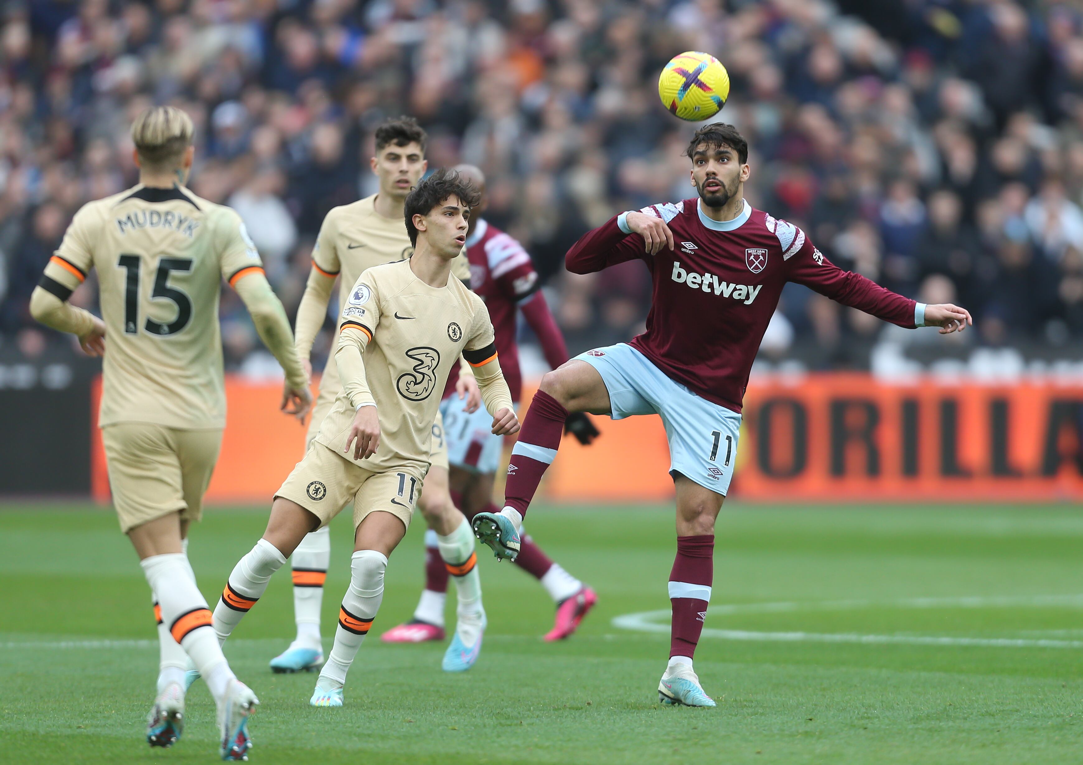 Joao Félix anotó su primer gol con Chelsea.
