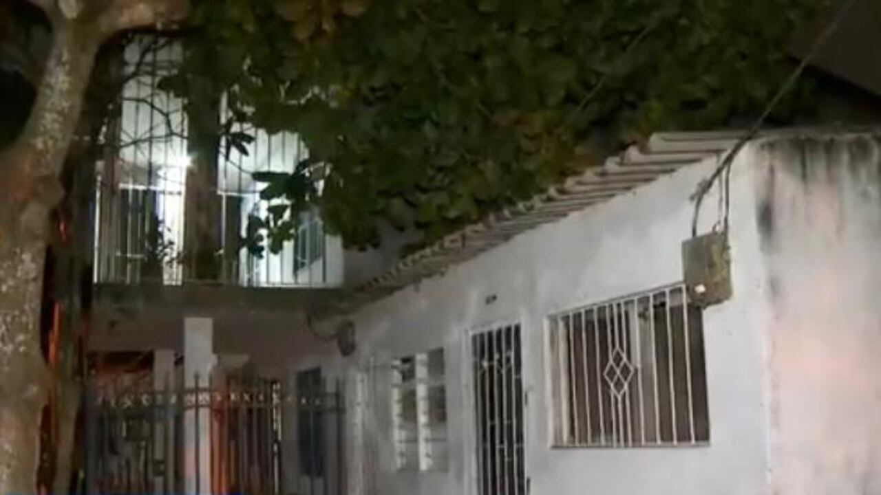 En la casa del fondo se registró el hecho en el que perdió la vida un hombre.
