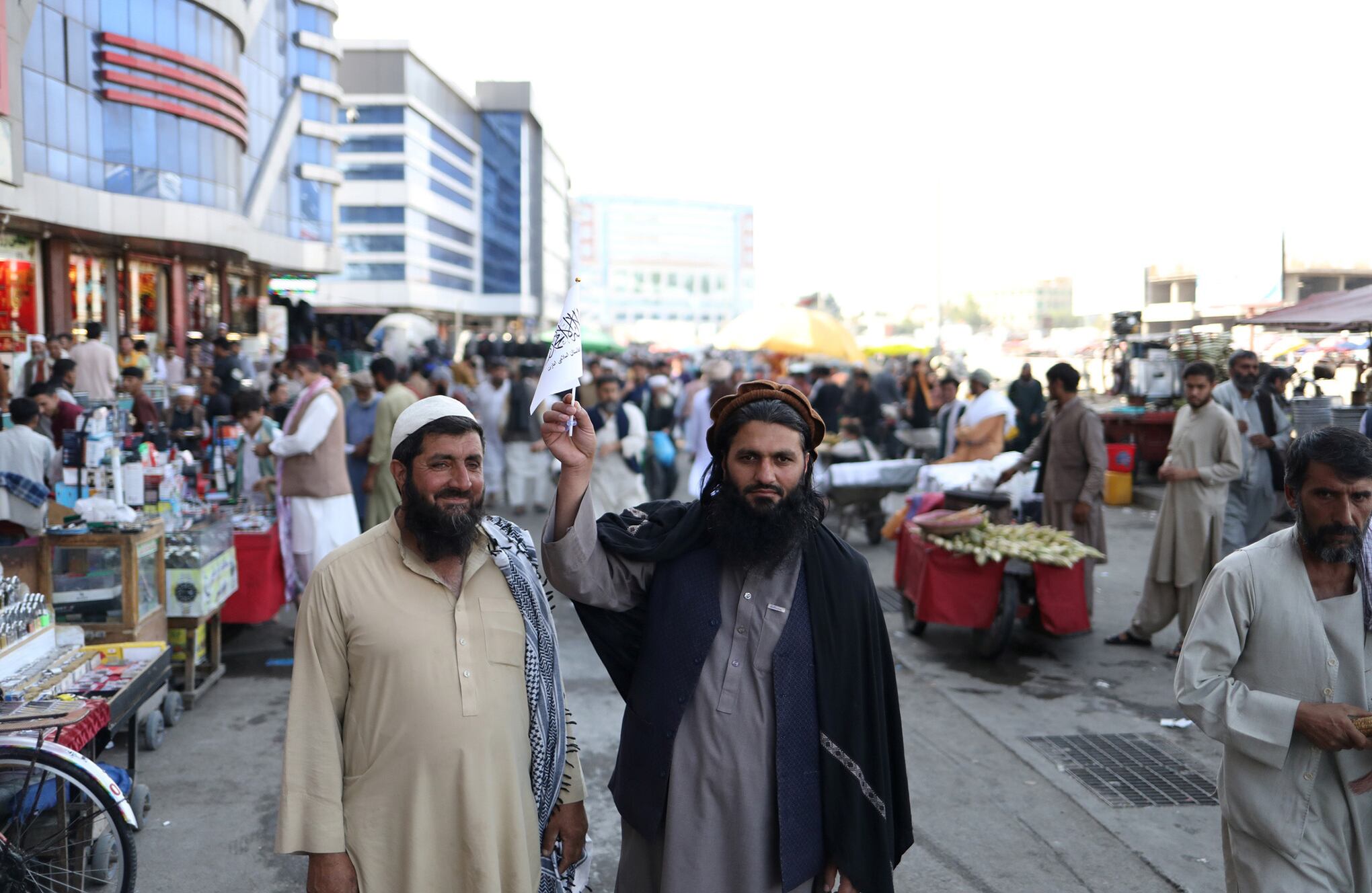 En las calles de Kabul, bajo el control de los talibanes